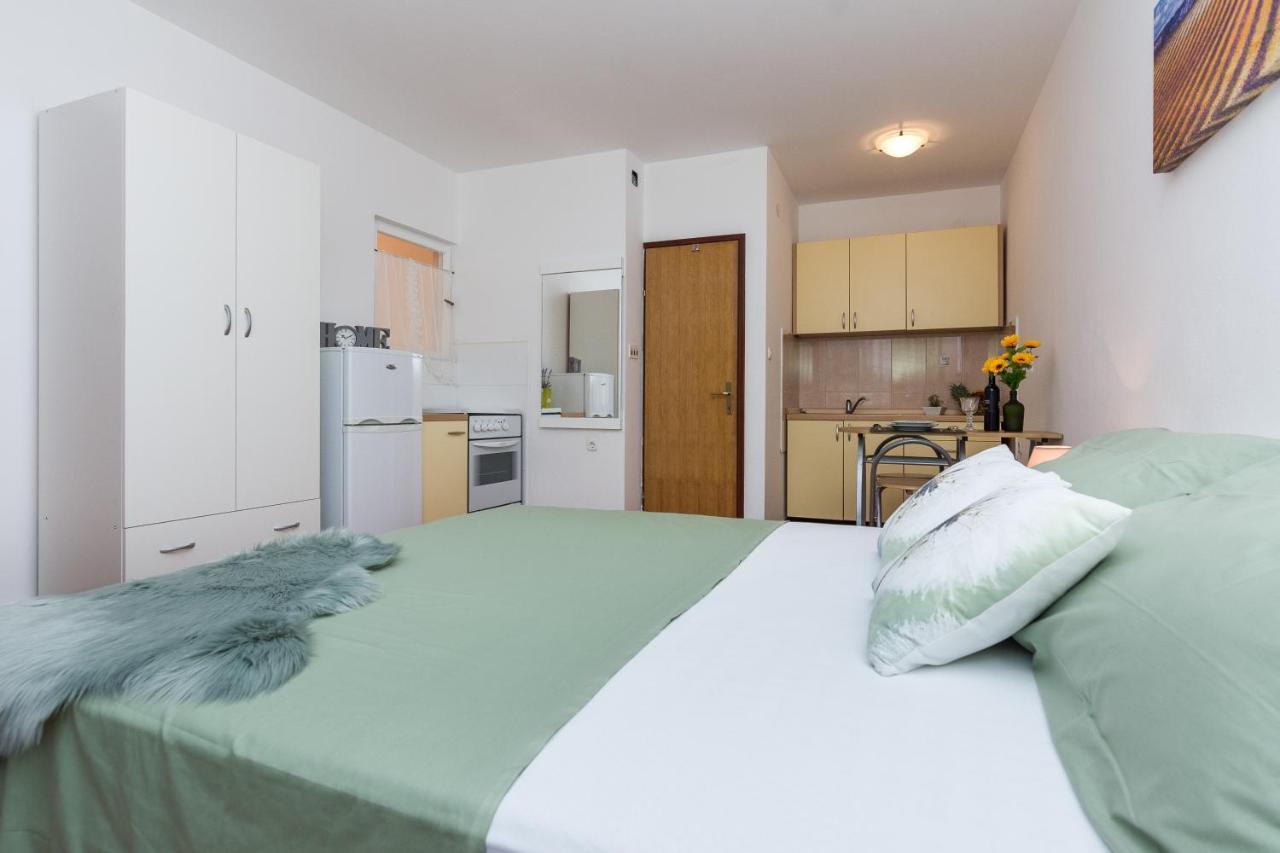 Apartments Marko Sukošan المظهر الخارجي الصورة